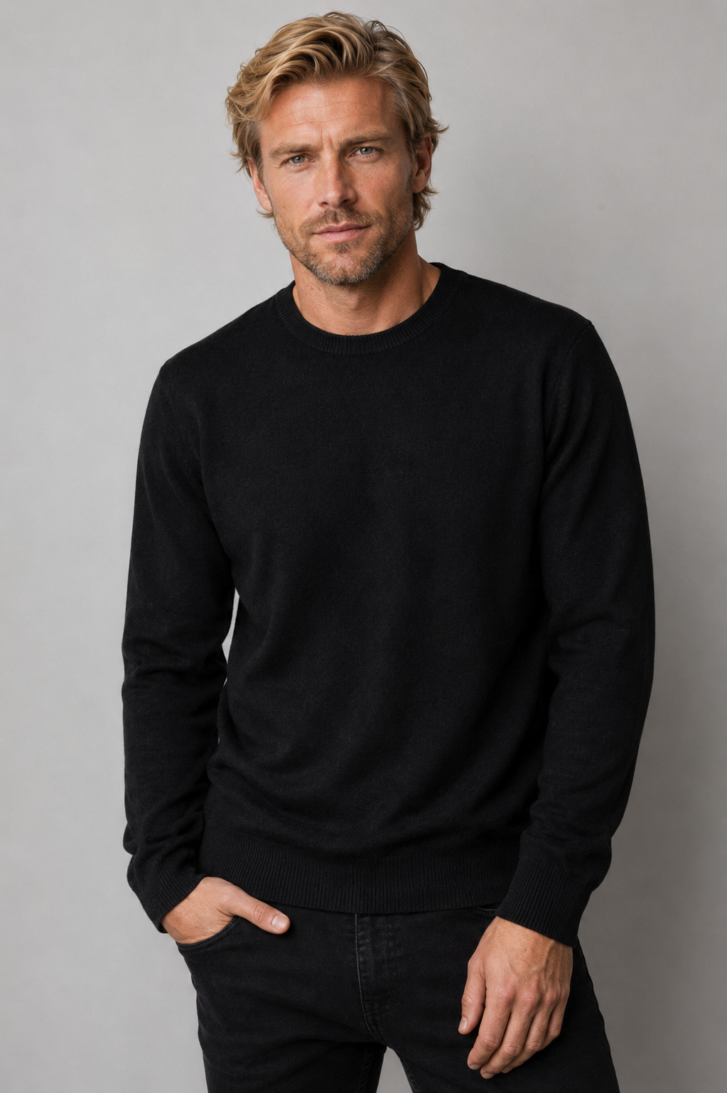 Black Fine Weight Merino Wool Crew Neck