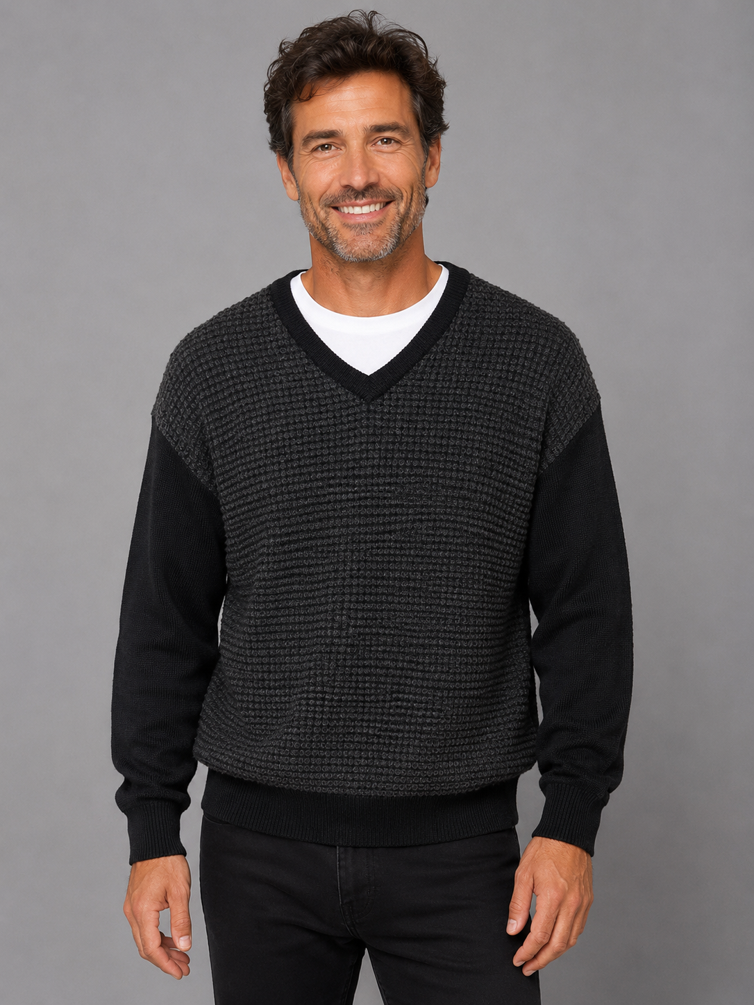 Pure Wool Ansett Patterned V Neck Jumper - 8243 Black