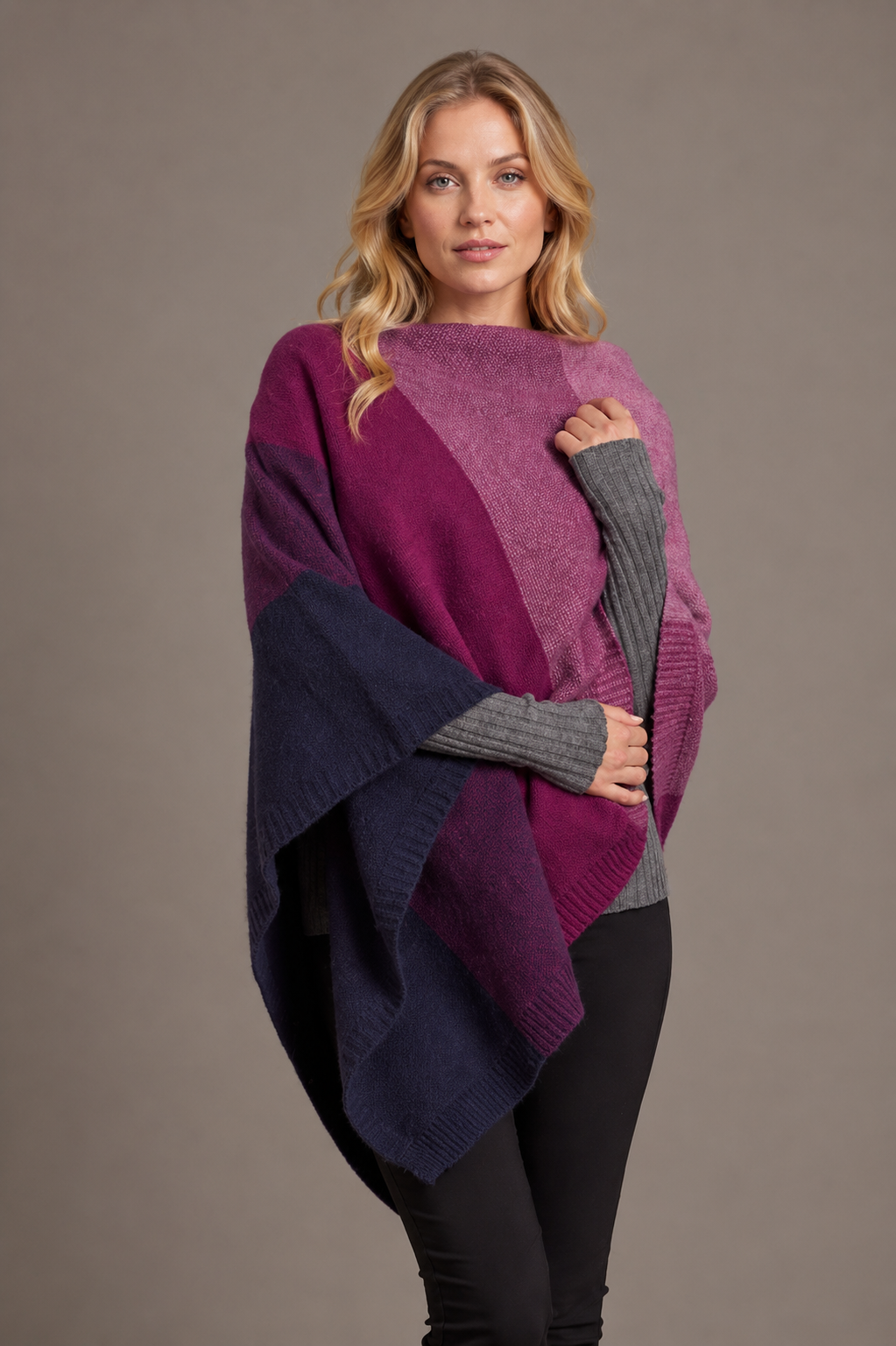 Women’s Possum Merino Wool Poncho Ombre - Berry