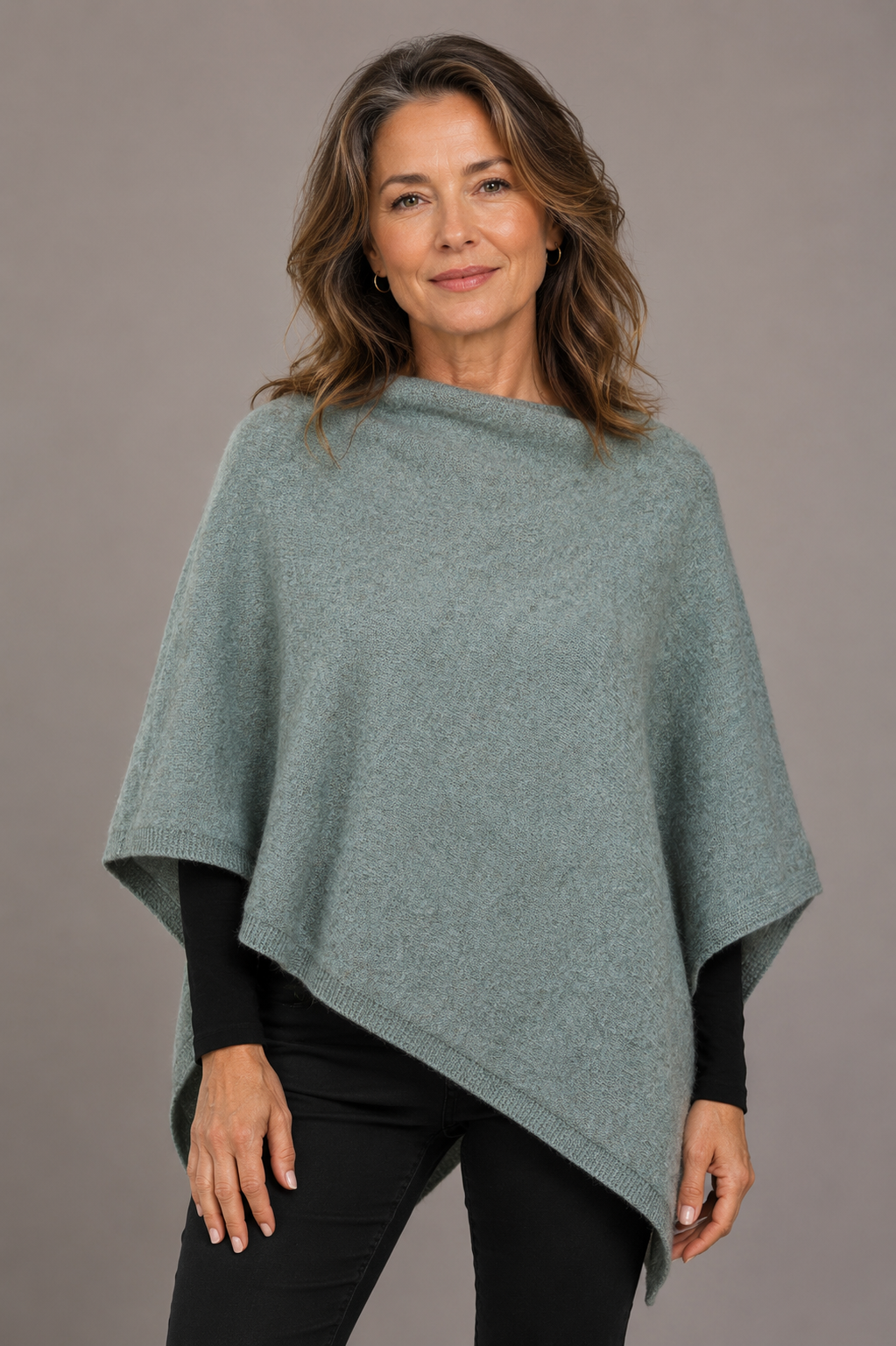 Women’s Possum Merino Wool Poncho Knitwear – Mint